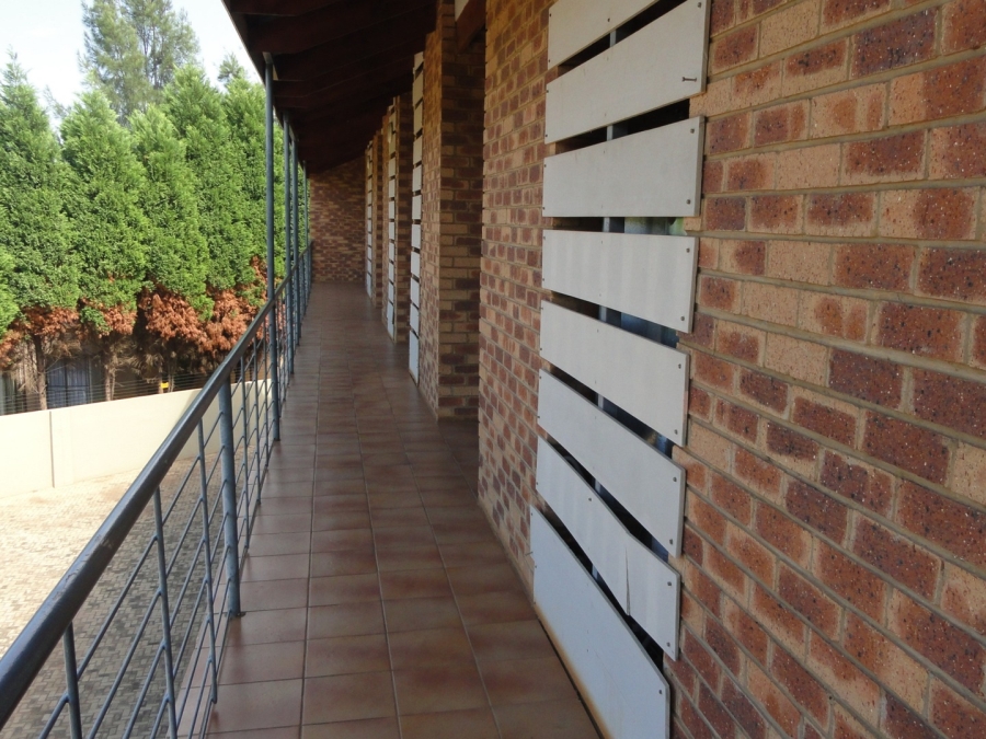 1 Bedroom Property for Sale in Dassie Rand North West